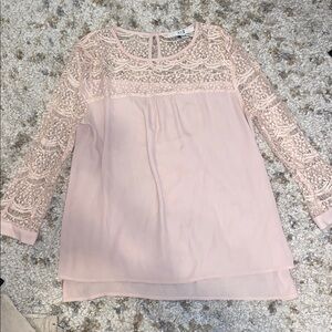 Forever 21 women’s medium light pink shear long sleeve blouse with lace